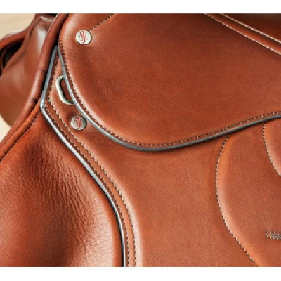Produktbild von JH Reitsport's Springsattel CARISSO LN 17"